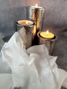  Antique white, velvet silk ribbon