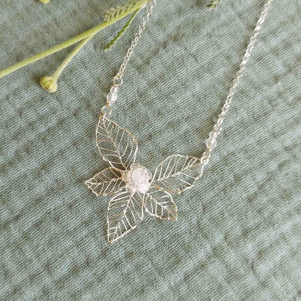 Foglia five leaf necklace - silver