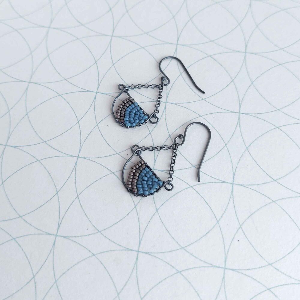 SALE - Long mini geometric earrings