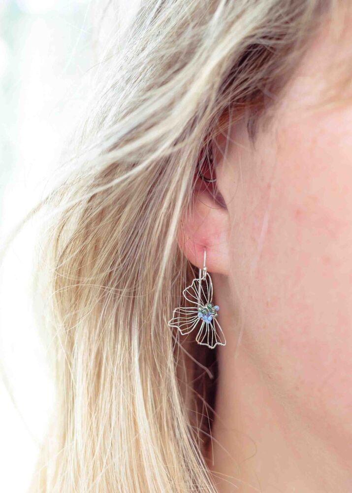 Ready to ship - Petal Flower Earrings - Blue & green beads