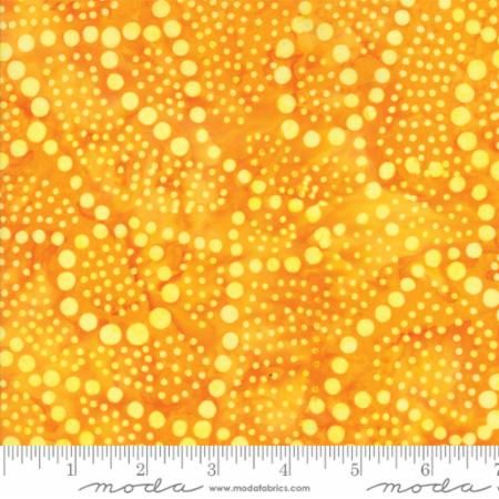 Moda - Sun Kissed Batiks - Sunny - No. 4347 22