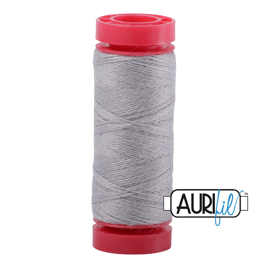 Aurifil Wool 12wt - 8605 Light Grey - 50 metres
