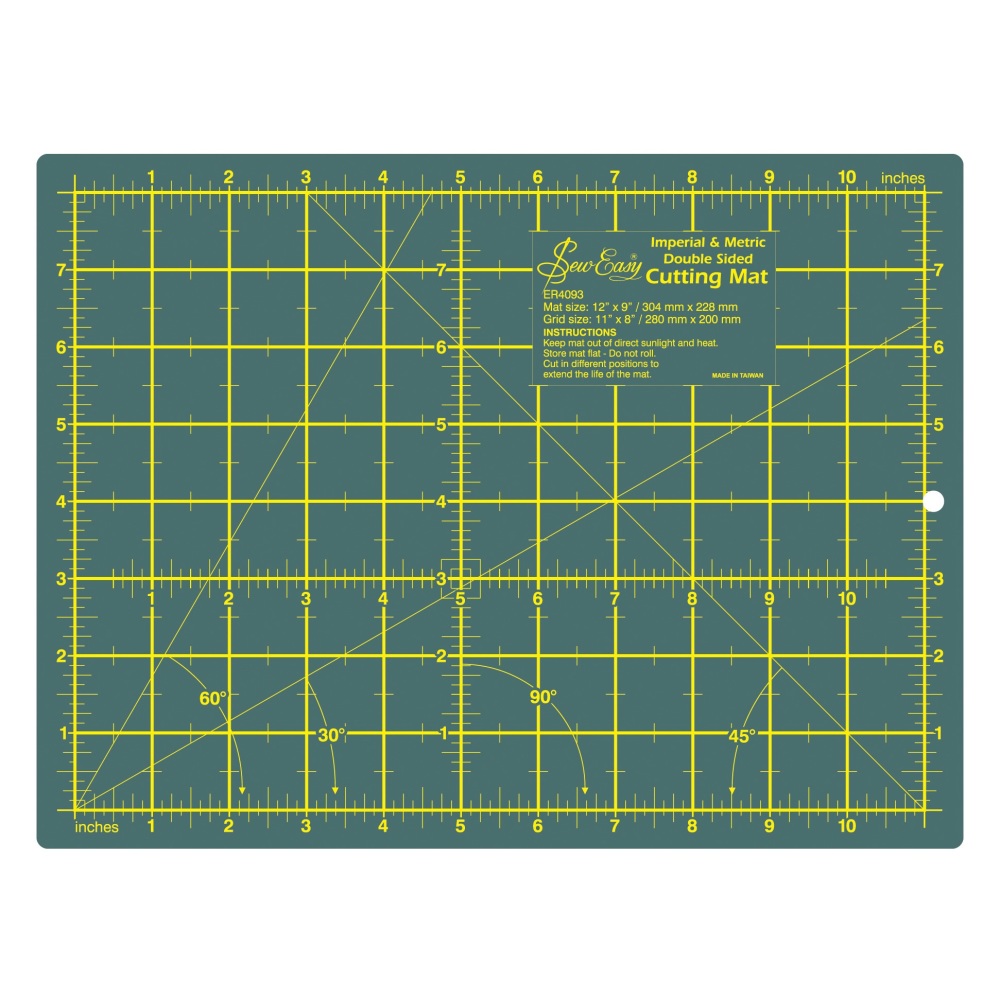 Cutting Mat - Small - 30cm x 22cm / 12" x 9" - Green (Sew Easy)