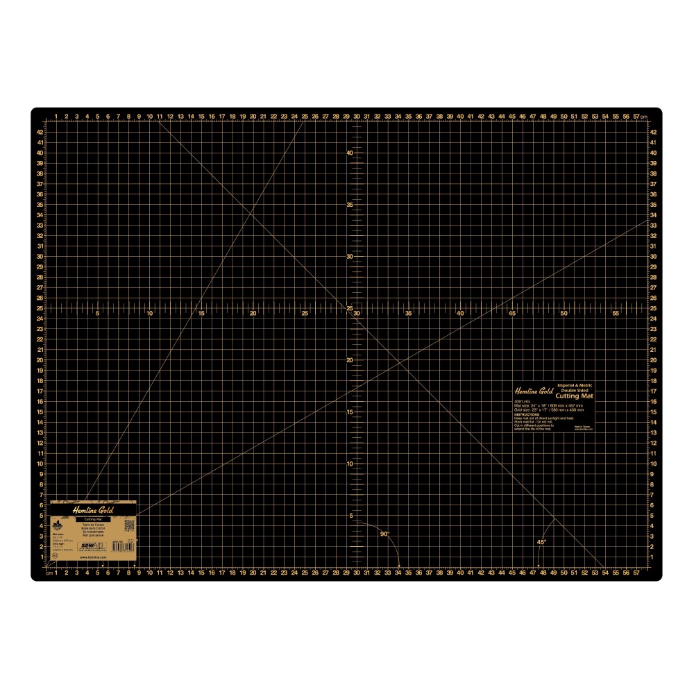 Cutting Mat - Large - 60cm x 45cm / 24" x 18" - Black (Hemline Gold)
