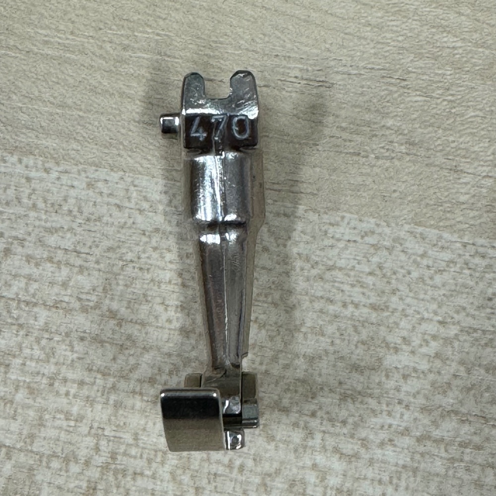 Bernina Vintage Style Presser Foot - Overlock Foot #470 - Second Hand - Gen