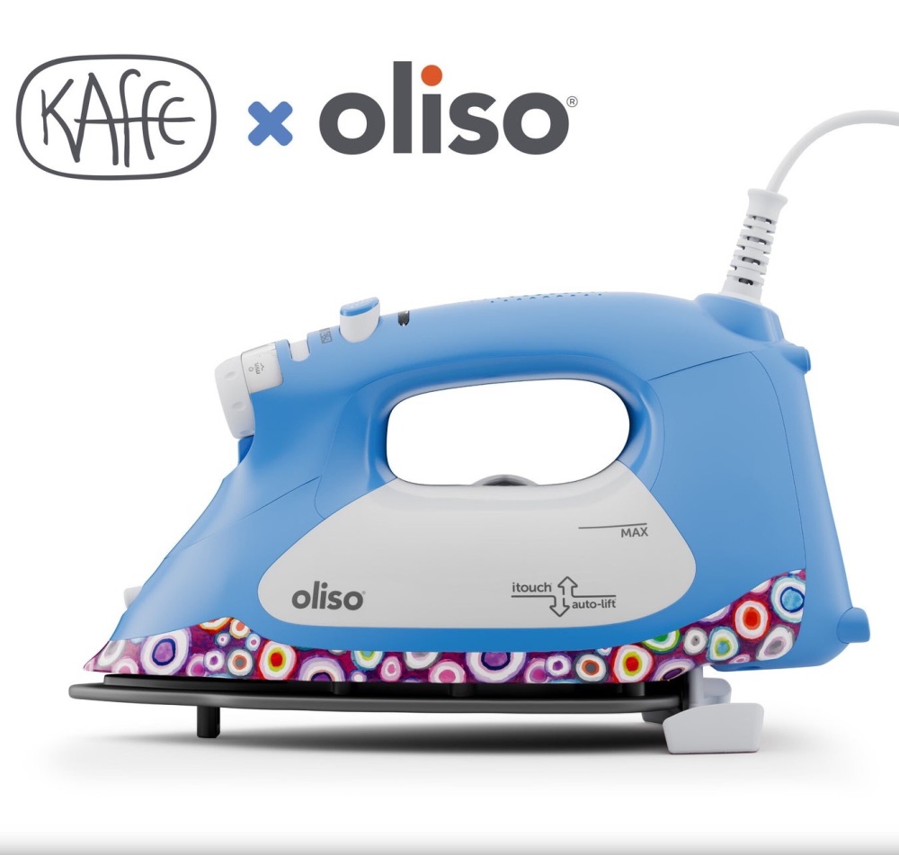 Kaffe Fassett Oliso Smart Iron - TG1600 Pro Plus