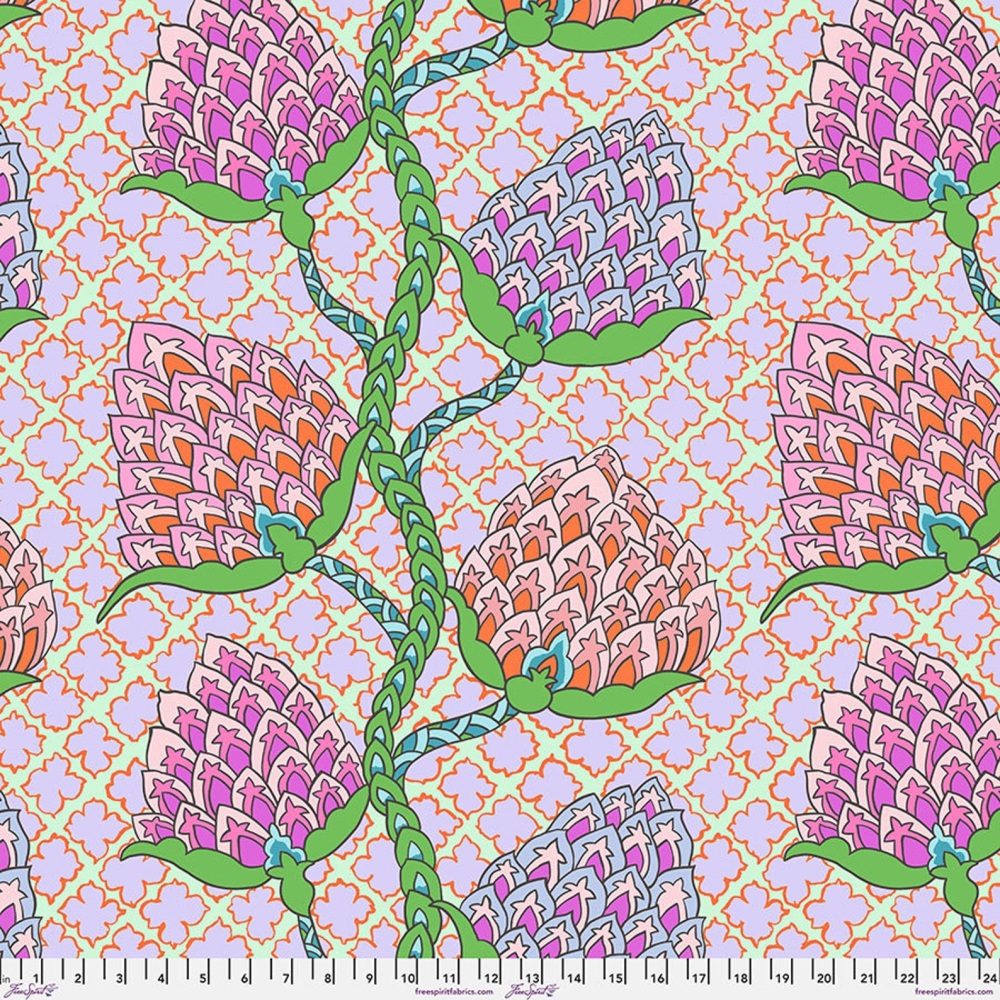 Paisley Flower - Pastel - PWGP200.PASTEL - Kaffe Fassett Collective