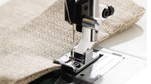 HUSQVARNA VIKING Blindstitch / Blind Hem Foot D - *Unopened & Unused* - Old Stock offered at clearance price - see description for info*