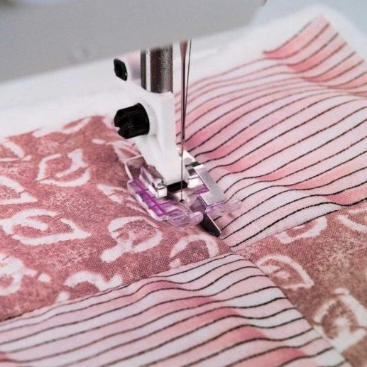 HUSQVARNA VIKING Clear Stitch-in-Ditch Foot - *Unopened & Unused* - Old Stock offered at clearance price - see description for info*