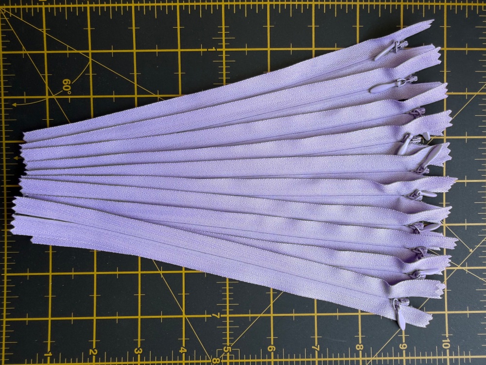 Reduced to Clear - Invisible Concealed Zips - Bundle of 10 - Lilac - 8in / 20cm