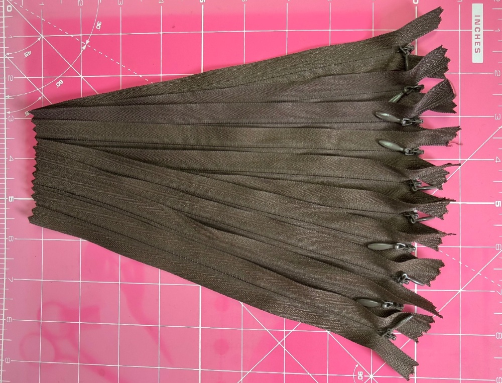 Reduced to Clear - Invisible Concealed Zips - Bundle of 10 - Dark Brown - 9in / 23cm