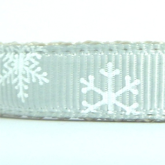 Snowflake silver closeup