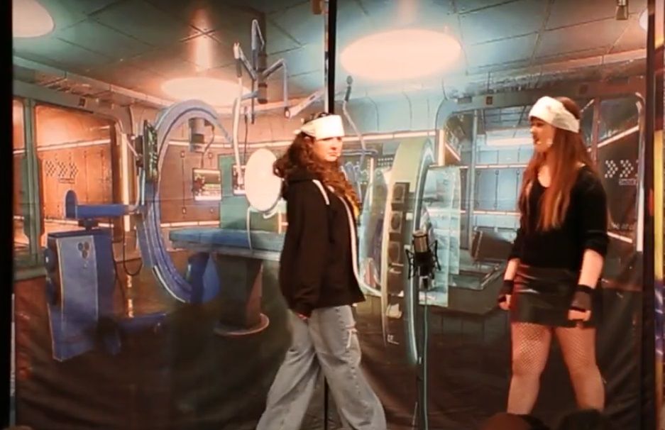 We Will Rock You - A1 STAGE - POP-UP FLATS 2.3m high - PHOTOS - 04 Hospital