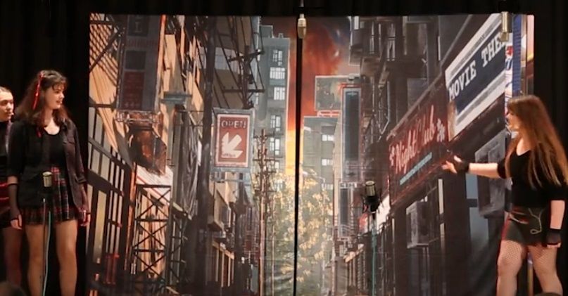 We Will Rock You - A1 STAGE - POP-UP FLATS 2.3m high - PHOTOS - 07 Street