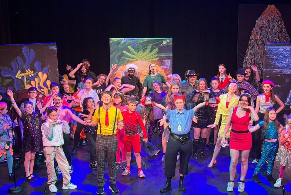 SpongeBob SquarePants - A1 STAGE - POP-UP PHOTOS 2.3m high - FLATS - 04