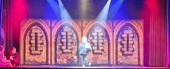 Shrek - A1 STAGE - POP-UP FLATS 2.3m high - PHOTOS - 02