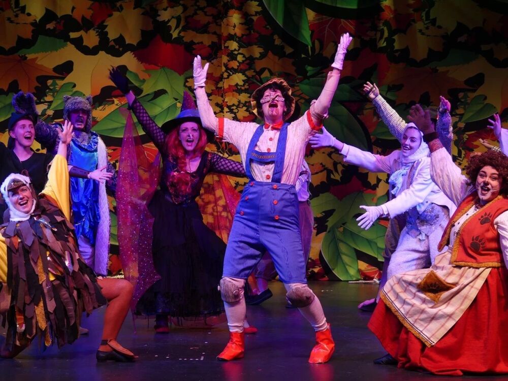 Shrek - A1 STAGE - BACKDROPS 2 - PHOTOS - 05