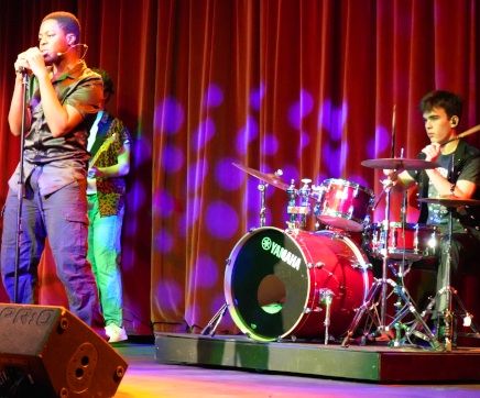 School of Rock - A1 STAGE - POP-UP FLATS 2.3m high - PHOTOS - 06