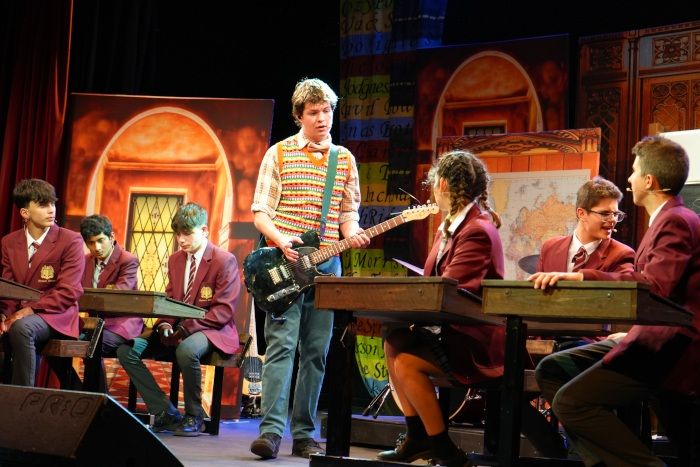 School of Rock - A1 STAGE - POP-UP FLATS 2.3m high - PHOTOS - 13