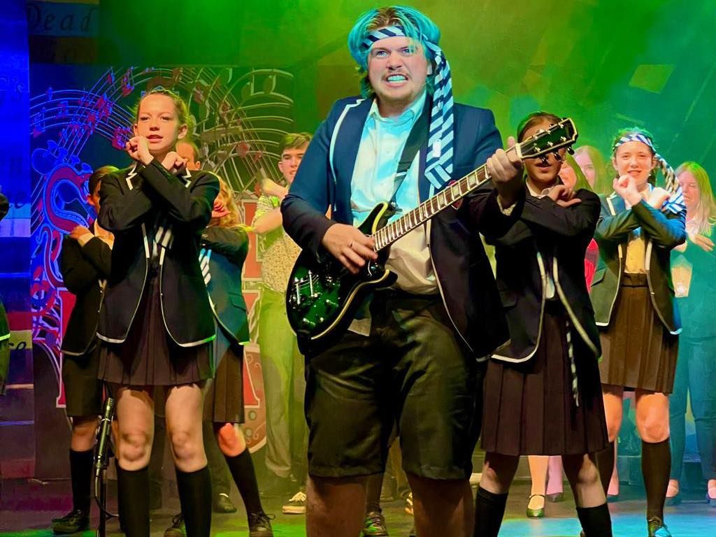 School of Rock - A1 STAGE - POP-UP FLATS 2.3m high - PHOTOS - 22
