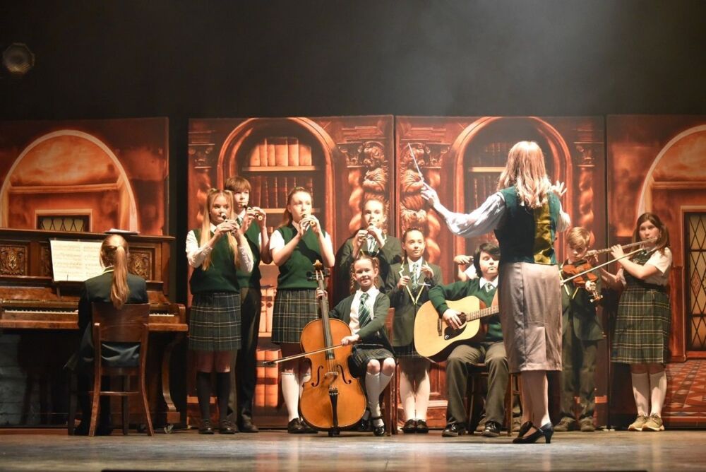 School of Rock - A1 STAGE - POP-UP FLATS 2.3m high - PHOTOS - 39