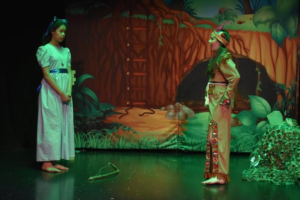 Peter Pan (b) - A1 STAGE - POP-UP FLATS 2.3m high - PHOTOS - 03