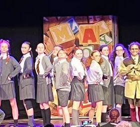 Matilda (b) - A1 STAGE - POP-UP FLATS 2.3m high - PHOTOS - 15