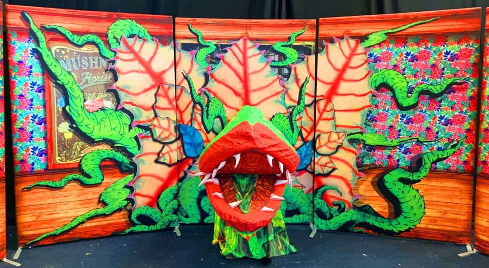 Little Shop Of Horrors - A1 STAGE - 4x Plants - Pod 4 &amp; Flats D Sitting o