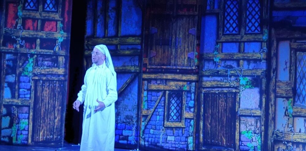 Scrooge - A1 STAGE - POP-UP FLATS 2.3m high - PHOTOS - 01