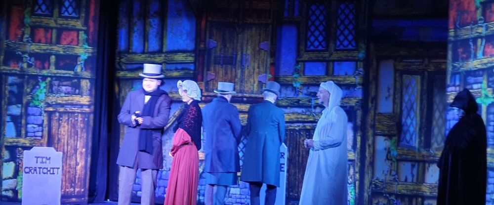 Scrooge - A1 STAGE - POP-UP FLATS 2.3m high - PHOTOS - 05