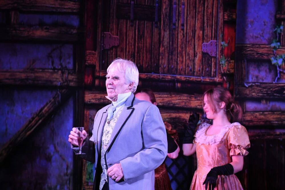 Scrooge - A1 STAGE - POP-UP FLATS 2.3m high - PHOTOS - 37