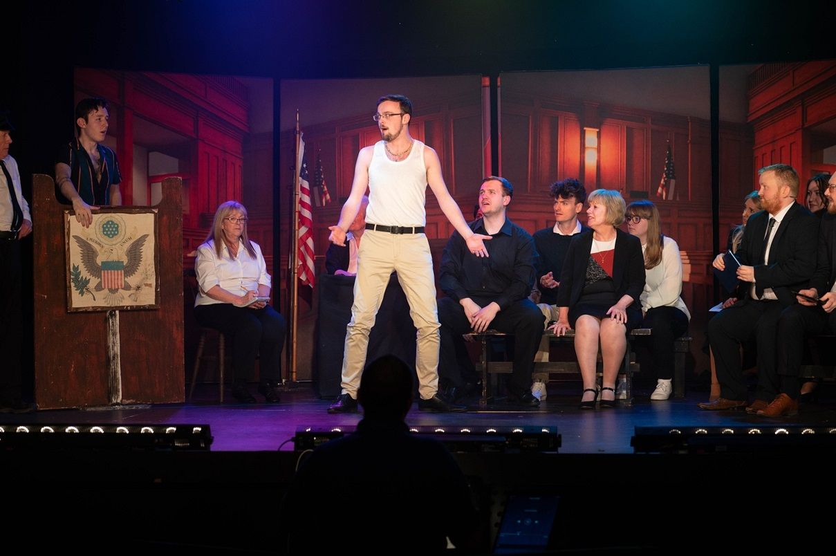 Legally Blonde - A1 STAGE - POP-UP FLATS 2.3m high - PHOTOS - 43