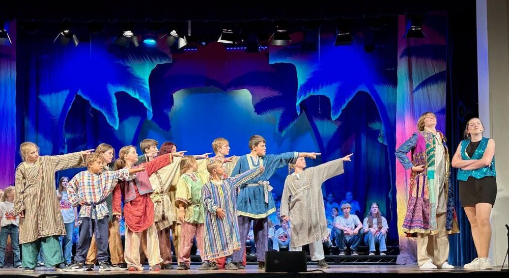 Joseph - A1 STAGE - BACKDROPS - PHOTOS - 21