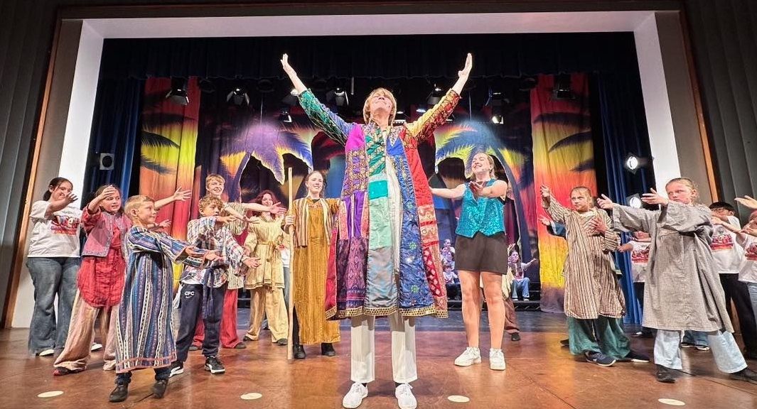 Joseph - A1 STAGE - BACKDROPS - PHOTOS - 26