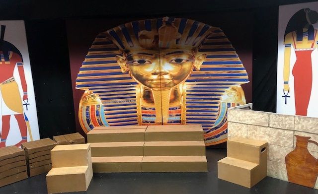 Joseph (a) - A1 STAGE - POP-UP FLATS 2.3m high - PHOTOS - 07