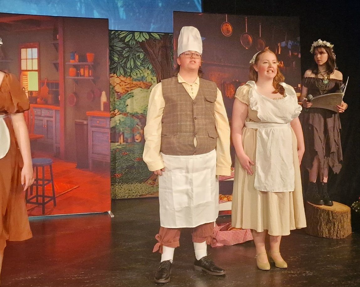 Into the Woods - A1 STAGE - POP-UP FLATS 2.3m high - PHOTOS - 06