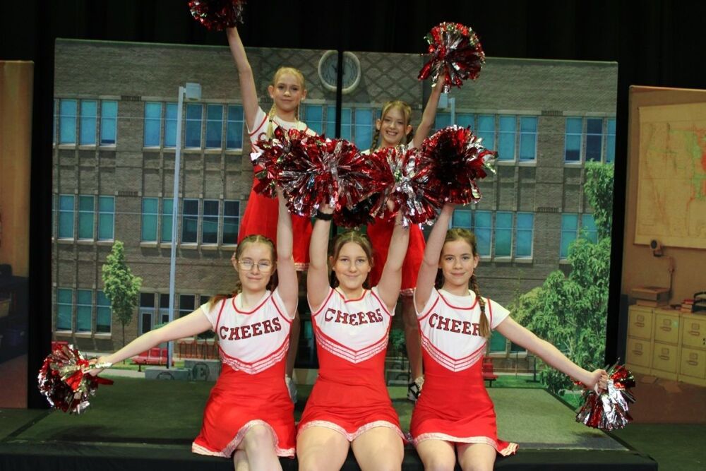 High School Musical - A1 STAGE - POP-UP FLATS 2.3m high - PHOTOS - 03