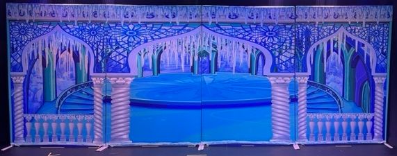 Frozen - A1 STAGE - POP-UP FLATS 2.3m high - PHOTOS - 10