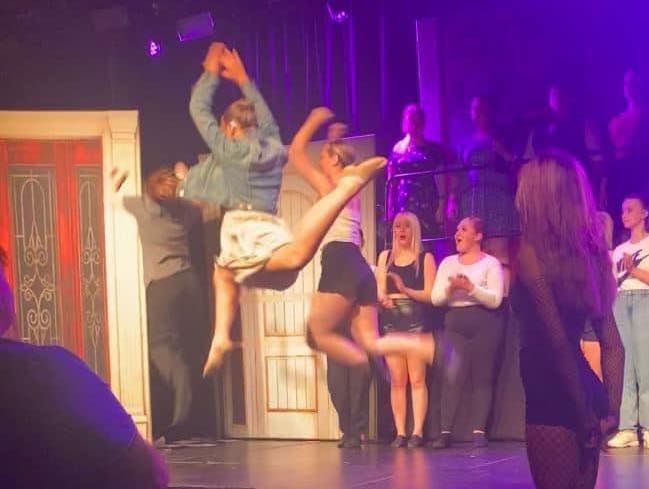 Fame - A1 STAGE - POP-UP FLATS 2.3m high - PHOTOS - 06