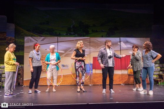 Calendar Girls - A1 STAGE - POP-UP FLATS 2.3m high - PHOTOS - 09