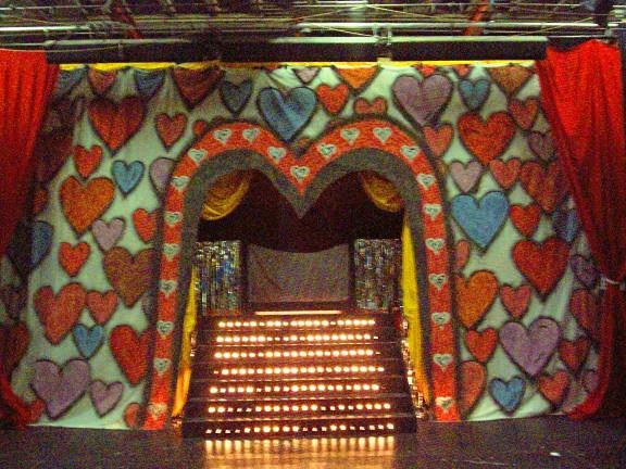 A1 STAGE BACKDROPS - BB027 - Heart Archway (30w X 18h).JPG