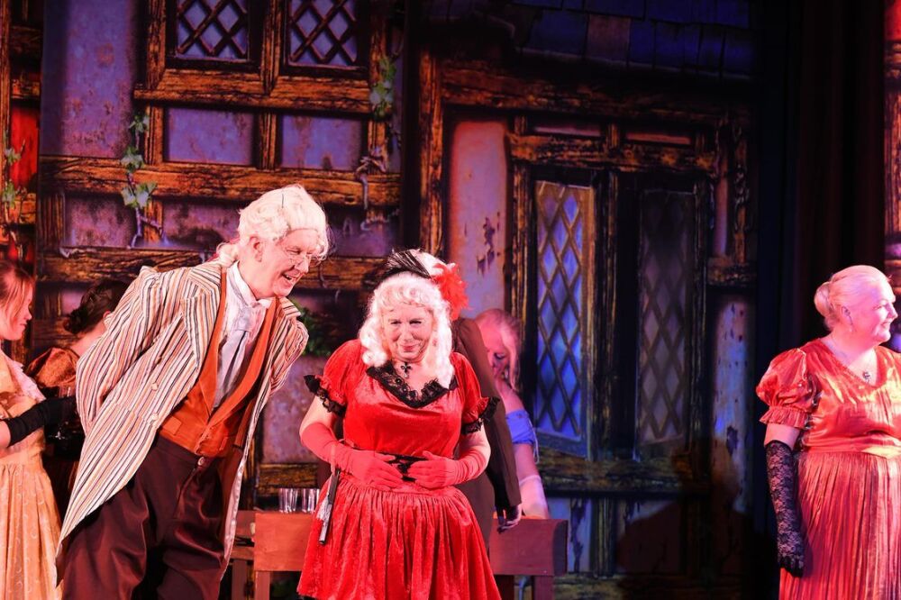 Pantomime - A1 STAGE - POP-UP FLATS 5m high - PHOTOS - 27