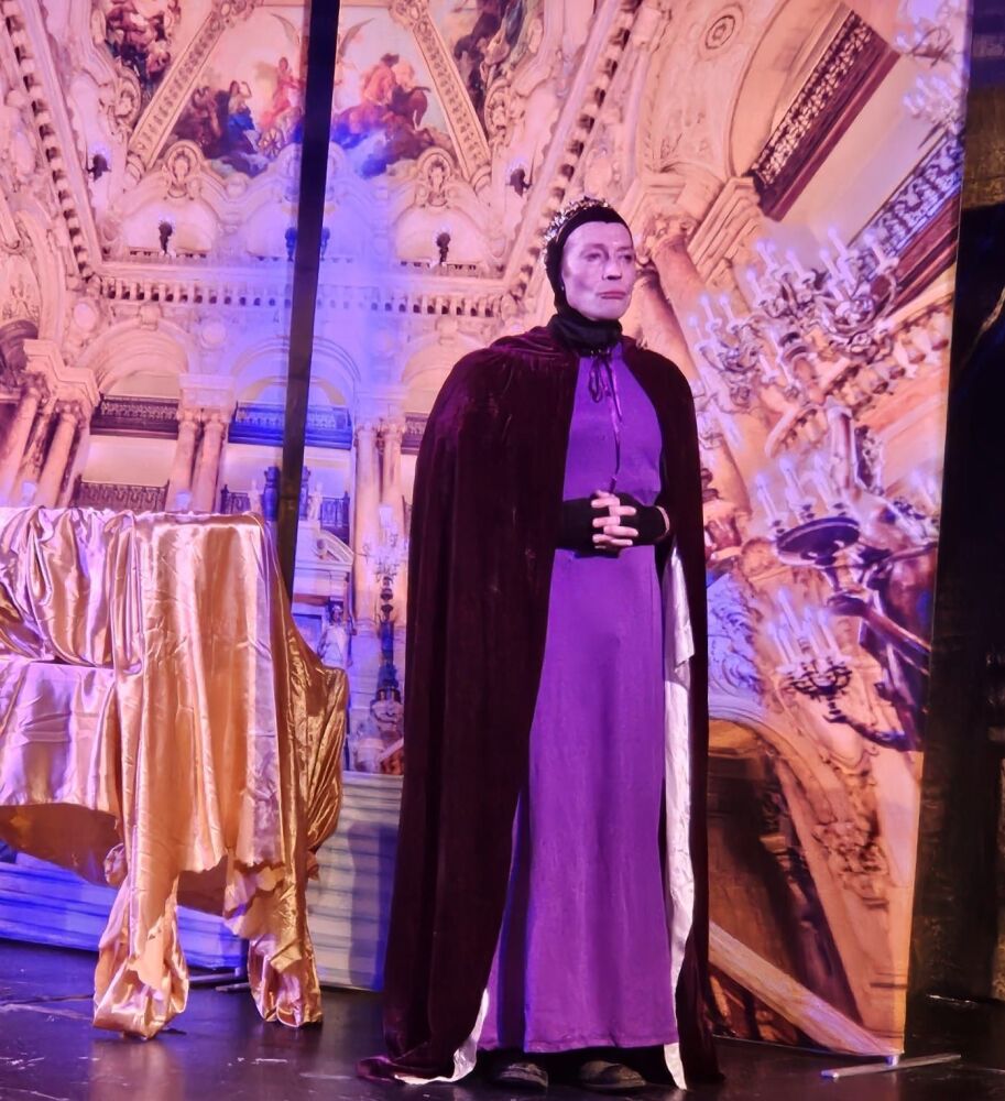 Into the Woods - A1 STAGE - POP-UP FLATS 2.3m high - PHOTOS - 15