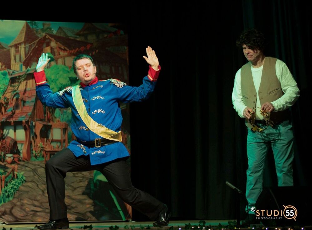Sleeping Beauty - A1 STAGE - POP-UP FLATS 2.3m high - PHOTOS - 14