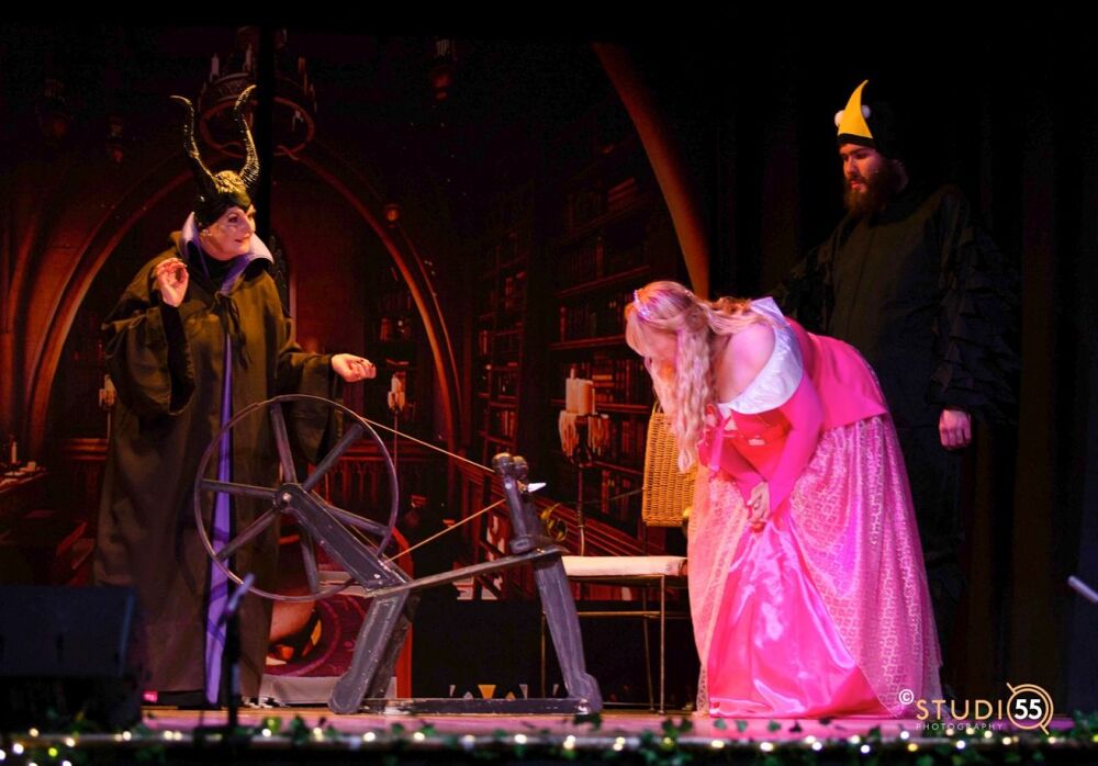 Sleeping Beauty - A1 STAGE - POP-UP FLATS 2.3m high - PHOTOS - 25