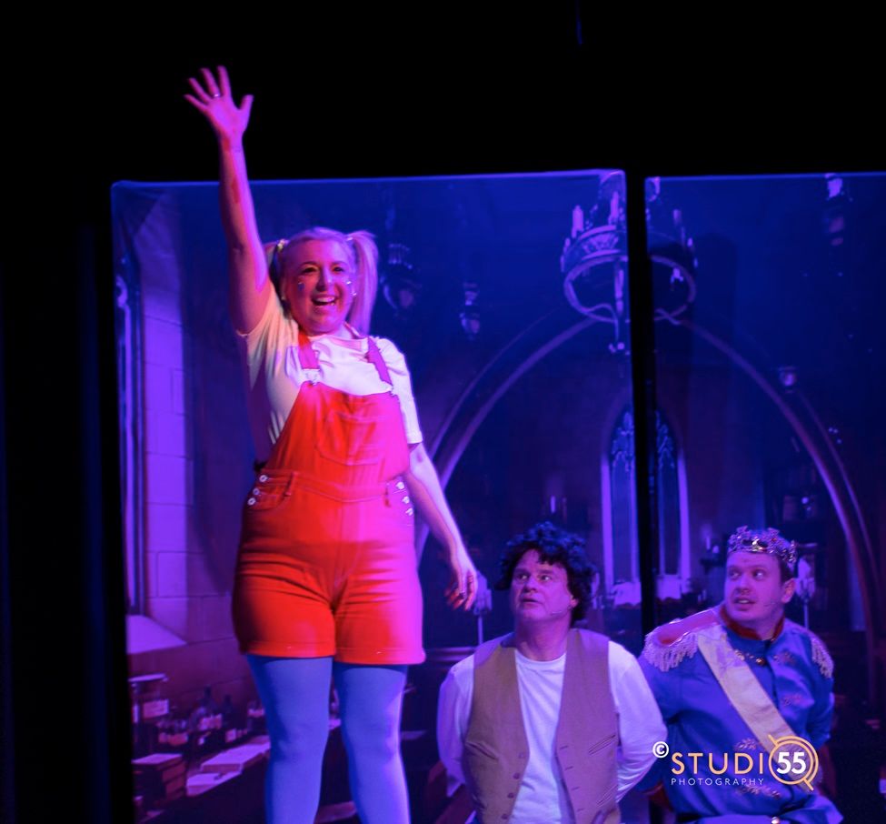 Sleeping Beauty - A1 STAGE - POP-UP FLATS 2.3m high - PHOTOS - 33