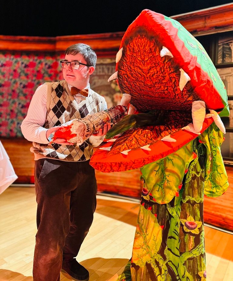 Little Shop Of Horrors - A1 STAGE - POP-UP FLATS 2.3m high - PHOTOS - 31