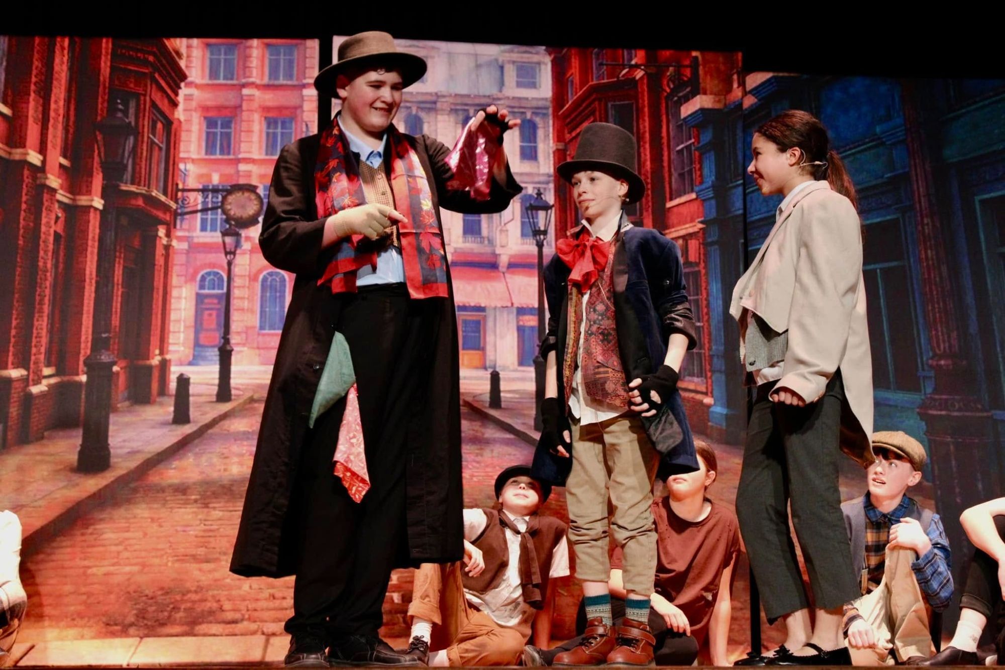 Oliver - A1 STAGE - POP-UP FLATS 2.3m high - PHOTOS - 15