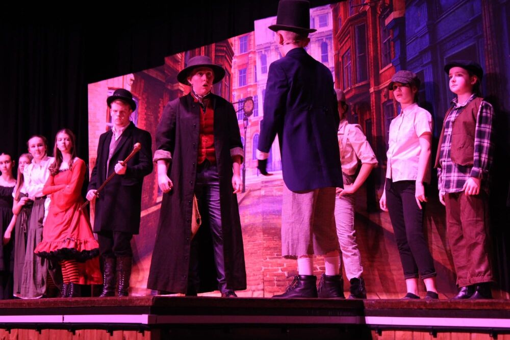 Oliver - A1 STAGE - POP-UP FLATS 2.3m high - PHOTOS - 28