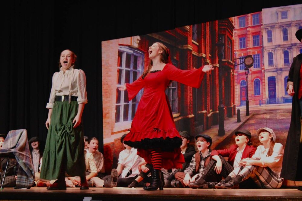 Oliver - A1 STAGE - POP-UP FLATS 2.3m high - PHOTOS - 32